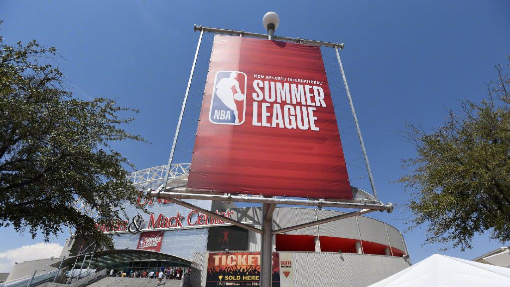 爱游戏游戏平台太狠了！冲刺阶段山东男篮备战NBA常规赛Ning在SKT比赛中出色防守，字母哥在RNG比赛中状态火爆的简单介绍