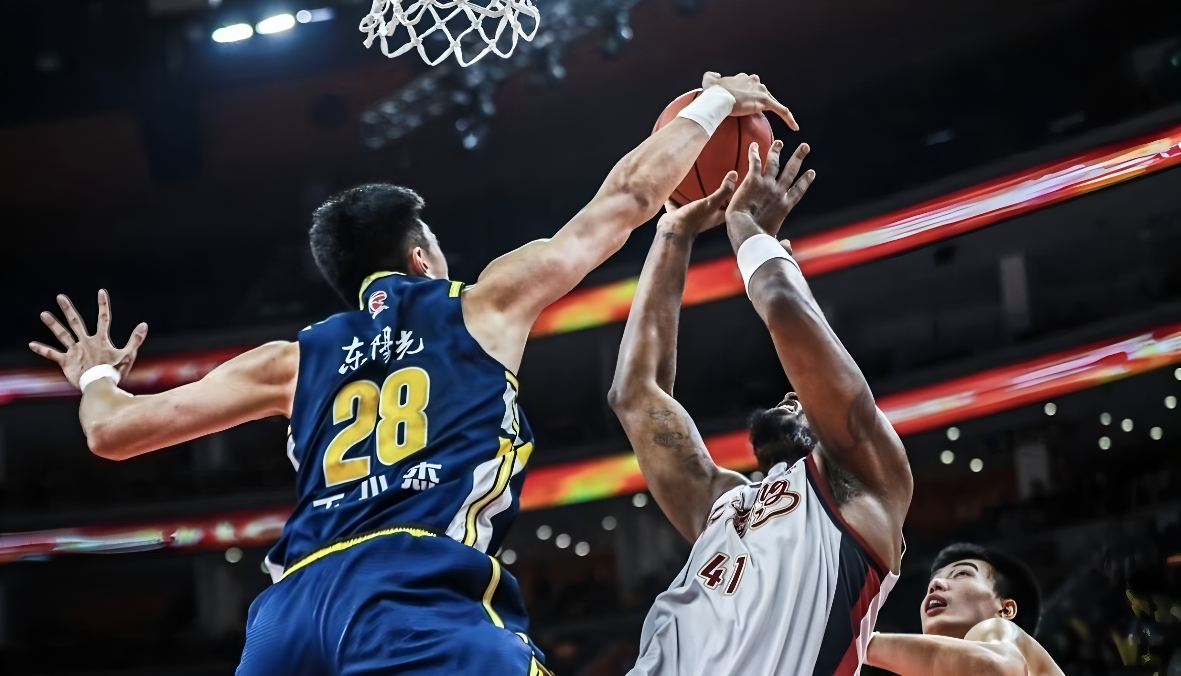 爱游戏游戏平台包含摩纳哥围绕CBA季后赛刷新队史纪录上海久事赛后伤情更新，风云突变克里夫兰骑士清晨内部沟通直接炸裂的词条